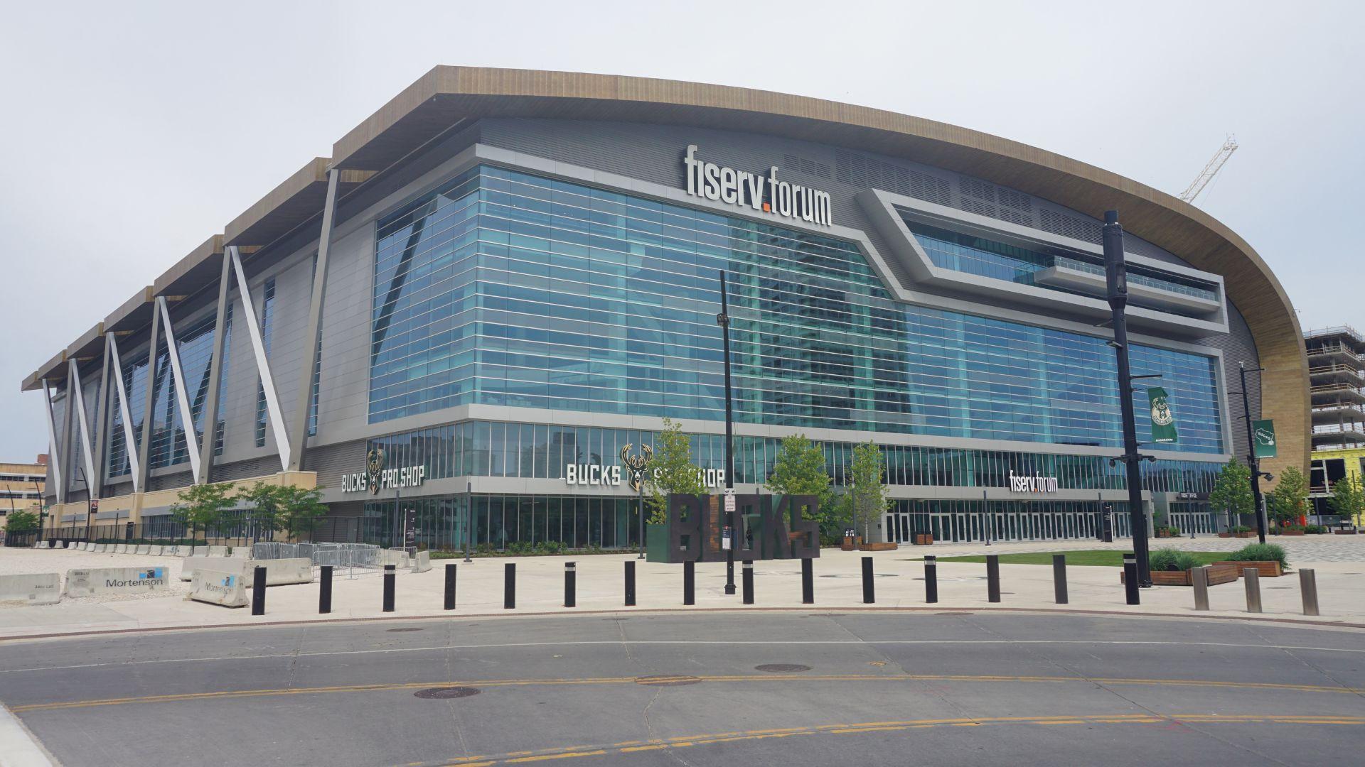 RNC holds first presidential debate in Milwaukee