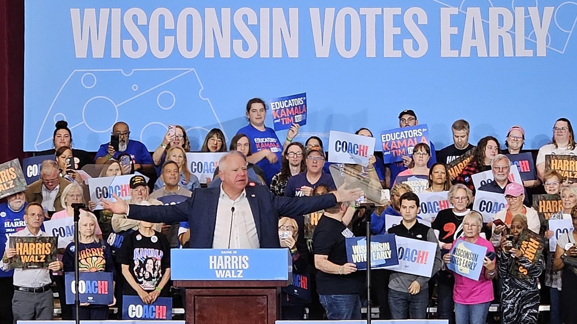 Walz Rallies in Racine, Urges Early Voting Before November 5th