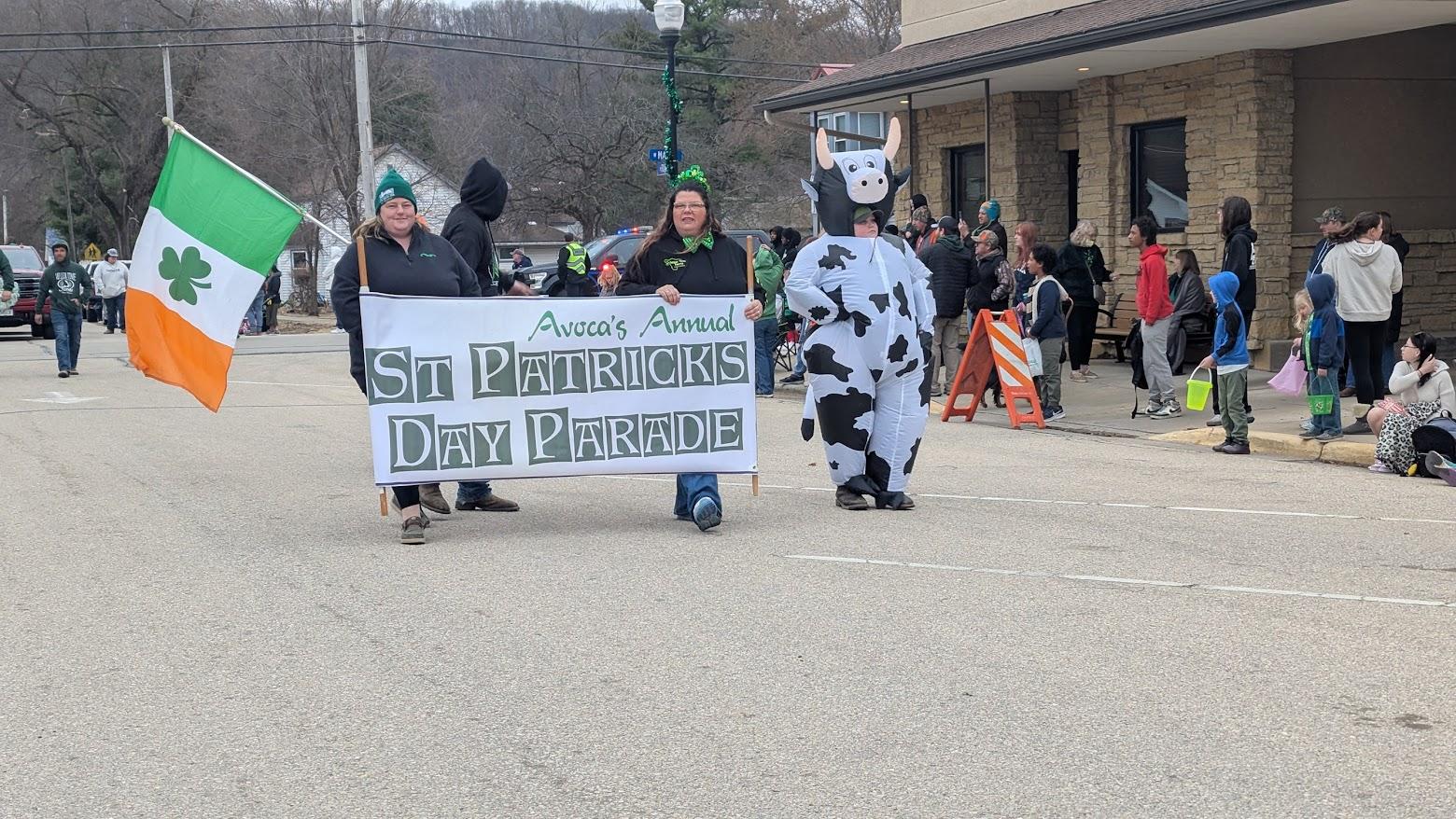 Avoca St. Patrick’s Day Parade draws hundreds despite windy, rainy conditions